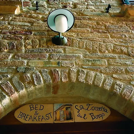 La Torretta Sul Borgo Bed & Breakfast