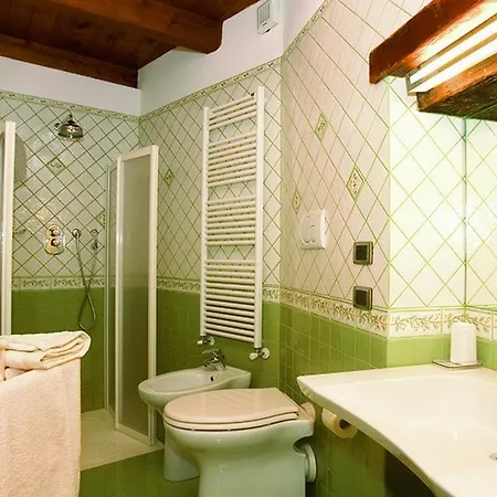 La Torretta Sul Borgo 4* グロッタンマーレ