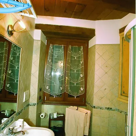 La Torretta Sul Borgo ベッド・アンド・ブレックファスト グロッタンマーレ