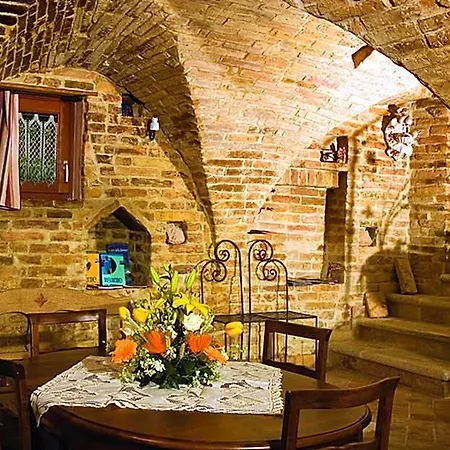 La Torretta Sul Borgo Bed & Breakfast