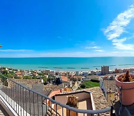 La Torretta Sul Borgo 4* Grottammare
