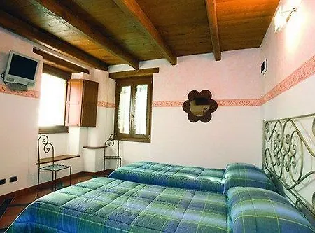 Nocleg ze śniadaniem La Torretta Sul Borgo 4*